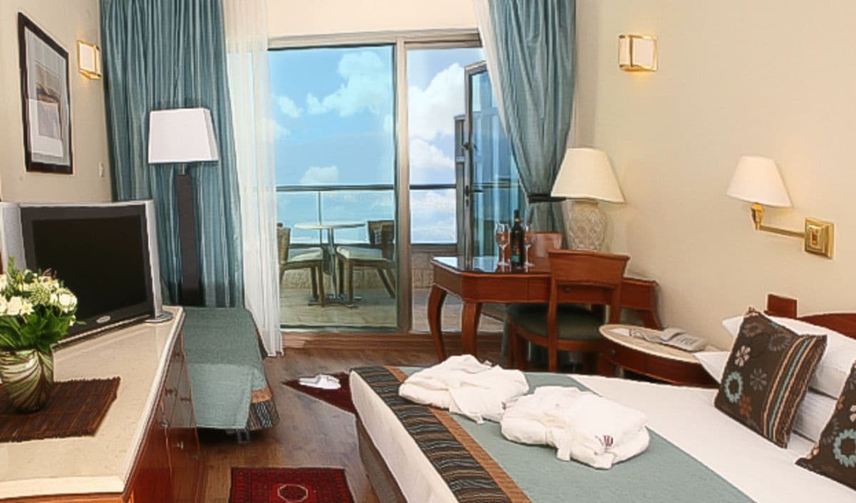 Executive Balcony 1