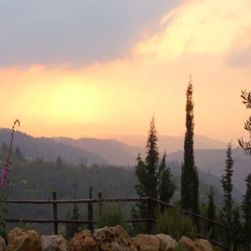 Logos Hotel in Yad HaShmona 3